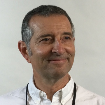Roger Magoulas